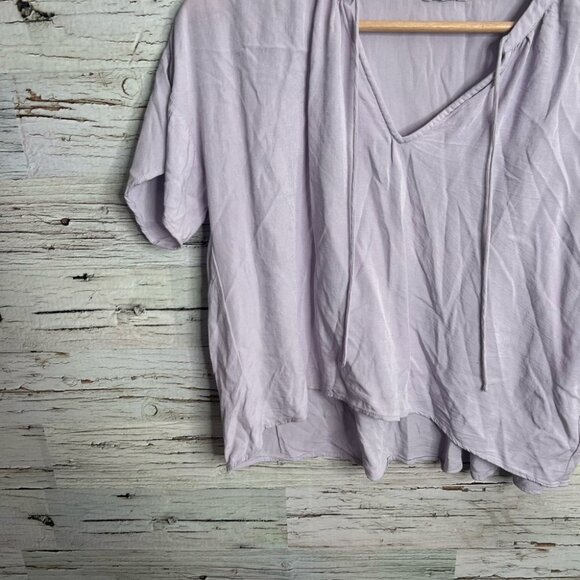 Splendid purple tee shirt top blouse  size medium - Picture 2 of 7